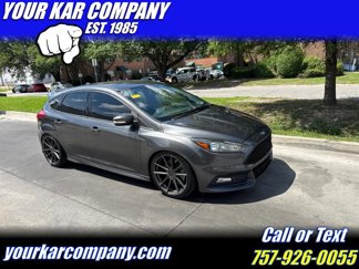 Used 2017 Ford Focus ST image 1
