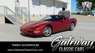 Used 2004 Chevrolet Corvette Coupe w/ Roof Package image 1