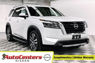 New 2025 Nissan Pathfinder Platinum w/ Lighting Package (N93) image 1