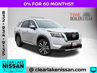 New 2025 Nissan Pathfinder Platinum image 1