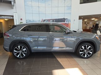 New 2025 Volkswagen Atlas Cross Sport SEL Premium R-Line image 1