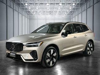 Used 2025 Volvo XC60 T8 Ultra image 1