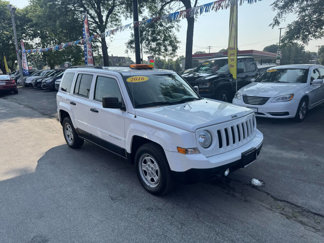 Used 2016 Jeep Patriot Sport image 1