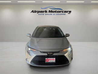 Used 2022 Toyota Corolla LE image 1
