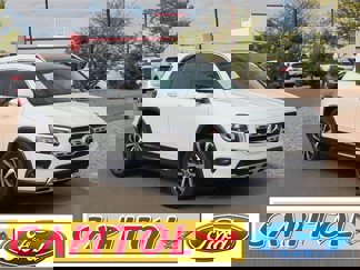 Used 2021 Mercedes-Benz GLB 250 4MATIC image 1