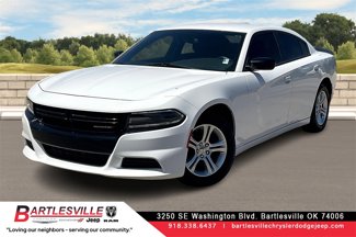 Used 2019 Dodge Charger SXT image 1
