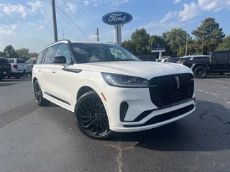 New 2025 Lincoln Aviator Reserve image 1