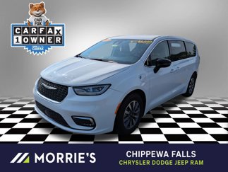 Used 2024 Chrysler Pacifica Select image 1