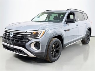 New 2025 Volkswagen Atlas Peak Edition SE image 1