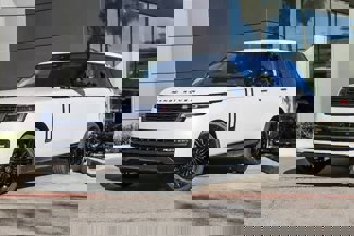 New 2025 Land Rover Range Rover Long Wheelbase Autobiography image 1