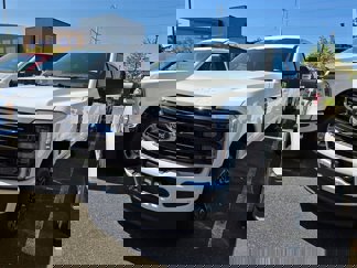 New 2025 Ford F350 Platinum image 1