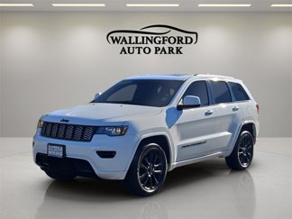 Used 2022 Jeep Grand Cherokee Laredo X image 1