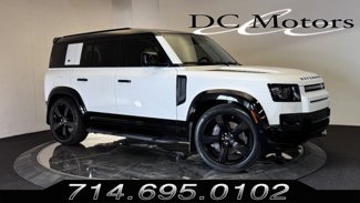 Used 2020 Land Rover Defender 110 HSE image 1