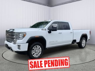 Used 2022 GMC Sierra 2500 Denali w/ Denali Ultimate Package image 1