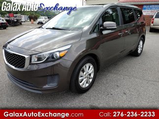 Used 2017 Kia Sedona LX w/ LX Essentials Premium Package image 1
