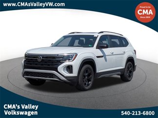 New 2025 Volkswagen Atlas Peak Edition SE image 1