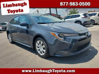 Used 2025 Toyota Corolla LE image 1