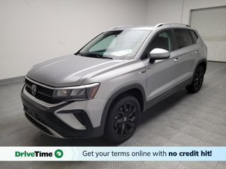 Used 2022 Volkswagen Taos SE image 1
