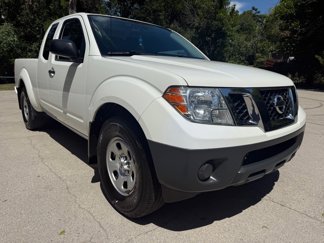 Used 2020 Nissan Frontier S image 1