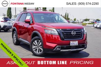 Certified 2022 Nissan Pathfinder SL w/ SL Black Package image 1