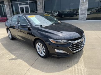 Used 2025 Chevrolet Malibu LT image 1