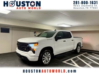 Used 2022 Chevrolet Silverado 1500 Custom image 1