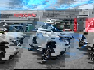 New 2025 Nissan Pathfinder Platinum image 1