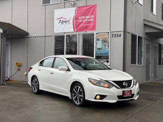 Used 2016 Nissan Altima 2.5 SR image 1