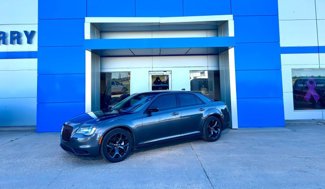 Used 2021 Chrysler 300 Touring w/ Sport Appearance Package image 1