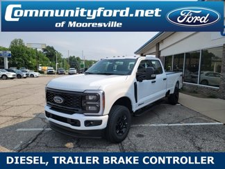 New 2025 Ford F350 XL image 1