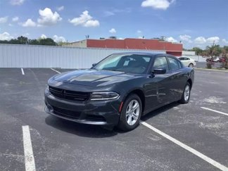 Used 2019 Dodge Charger SXT image 1