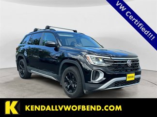 Used 2024 Volkswagen Atlas Peak Edition SEL image 1
