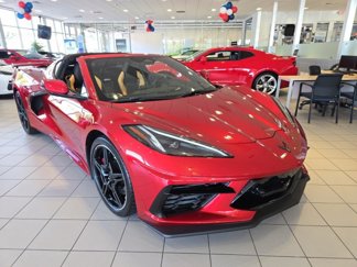 Used 2025 Chevrolet Corvette Stingray Premium Cpe w/ Z51 Performance Package image 1