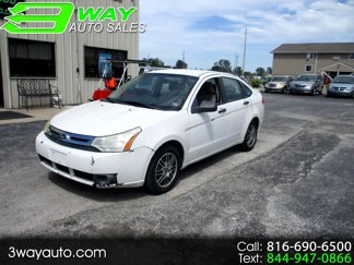 Used 2010 Ford Focus SE image 1