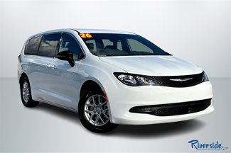 New 2026 Chrysler Voyager LX image 1