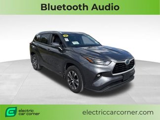 Used 2023 Toyota Highlander XLE image 1