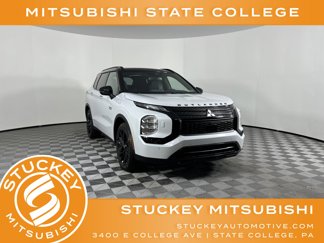 New 2025 Mitsubishi Outlander SEL Black Edition image 1