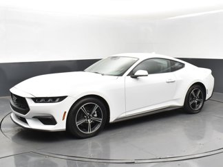 Used 2025 Ford Mustang Coupe image 1