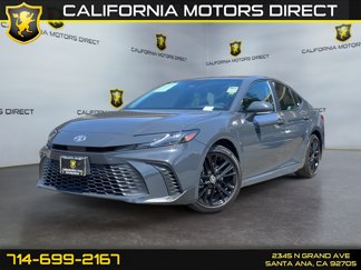 Used 2025 Toyota Camry LE image 1