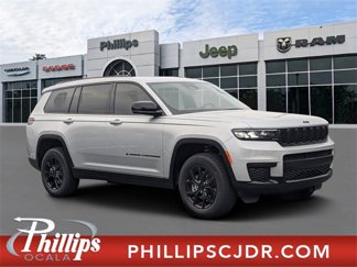 New 2025 Jeep Grand Cherokee L Laredo image 1
