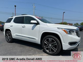 Used 2019 GMC Acadia Denali w/ Technology Package image 1