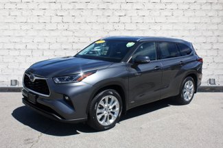 Used 2021 Toyota Highlander Limited image 1
