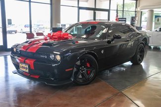Used 2019 Dodge Challenger SRT Hellcat image 1