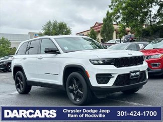Certified 2023 Jeep Grand Cherokee Altitude image 1