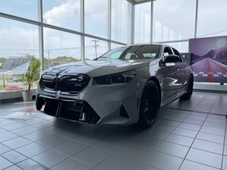 New 2026 BMW M5 w/ Carbon Package image 1
