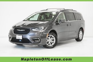 Used 2022 Chrysler Pacifica Touring-L image 1