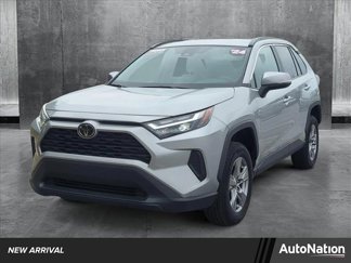 Used 2024 Toyota RAV4 XLE image 1
