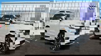 New 2026 Volvo XC90 B5 Plus image 1