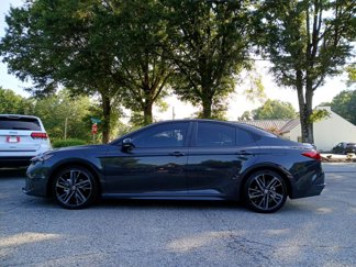 Used 2025 Toyota Camry XLE image 1