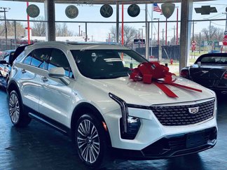 Used 2024 Cadillac XT4 Premium Luxury image 1